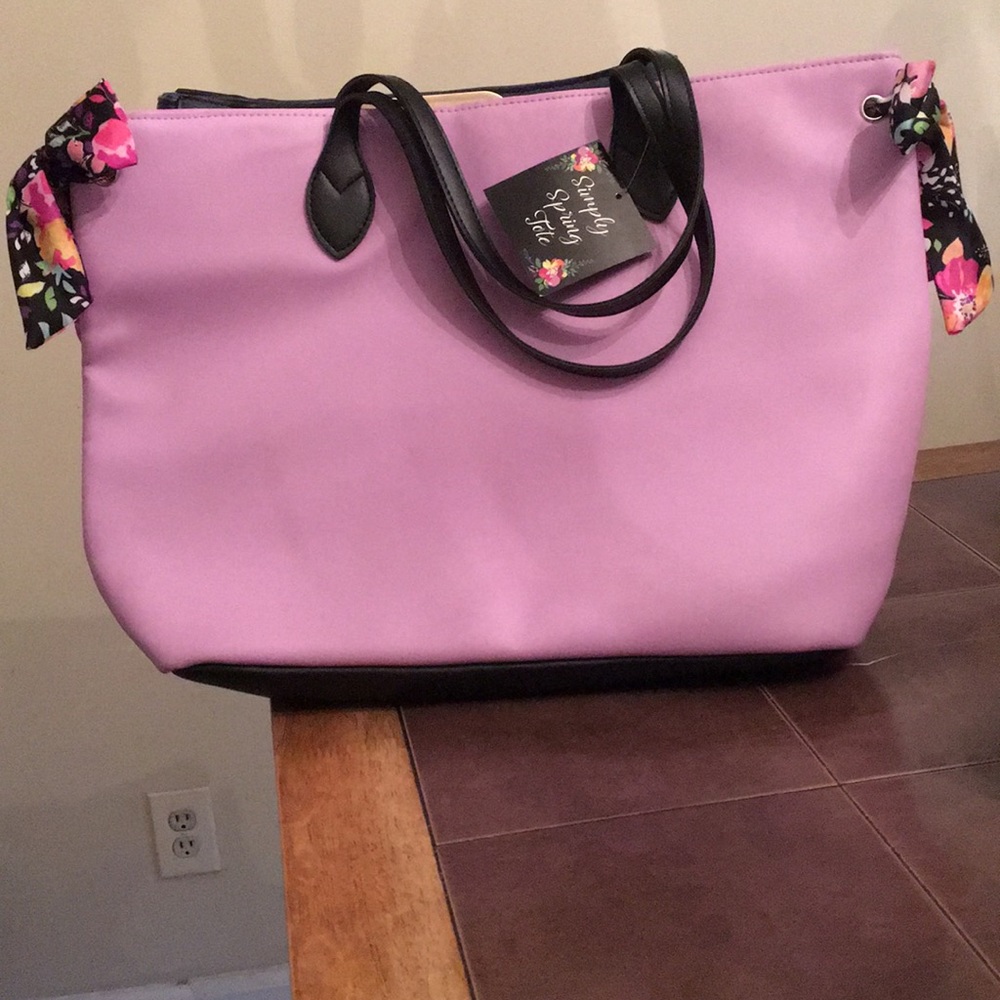 🌸💐 Simply Spring Tote💐🌺